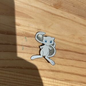 Mew pokemon enamel pin
